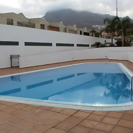 3-bedroom Duplex With Two Terraces